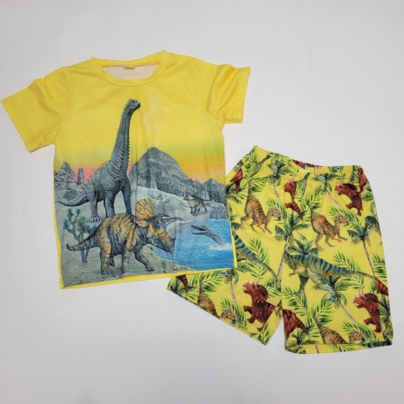 3 Boys Shorts Sets Size 5/6 year old - Picture 4 of 9